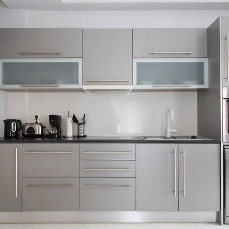 Glyfada Riviera Home Athen Exterior foto